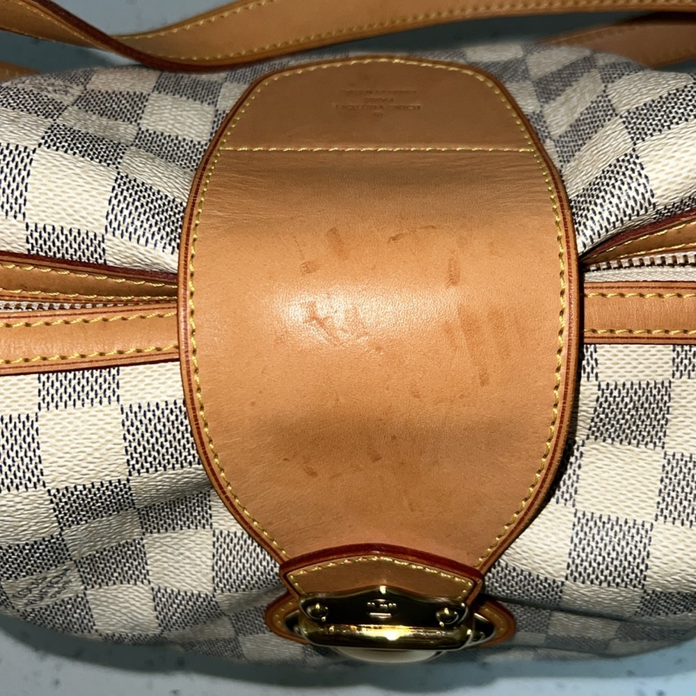 LOUIS VUITTON
Stresa PM Damier Azur Shoulder Bag - Picture 2 of 7